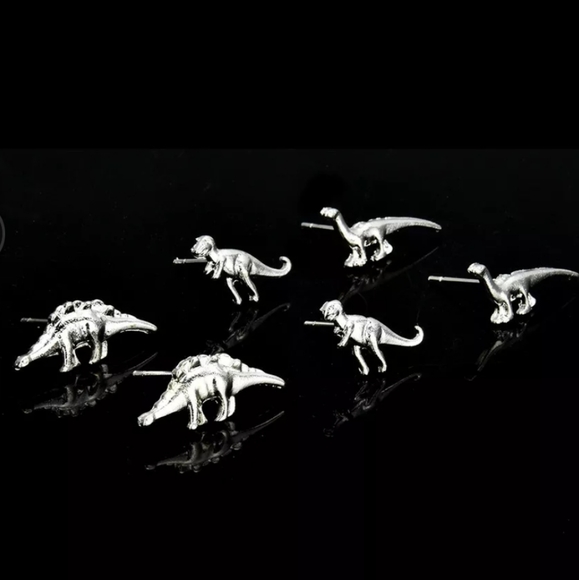 Set of 3 dinosaur earrings 🦕🦖 - Picture 3 of 5
